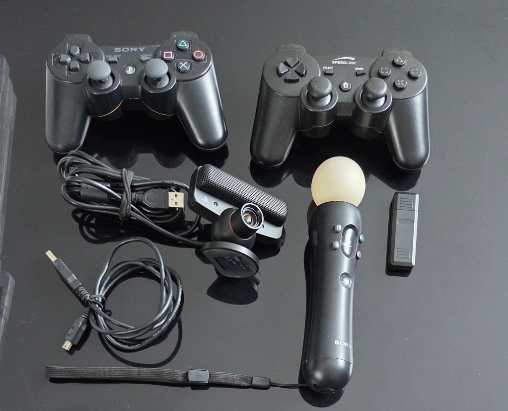 Playstation 3 slim - 2