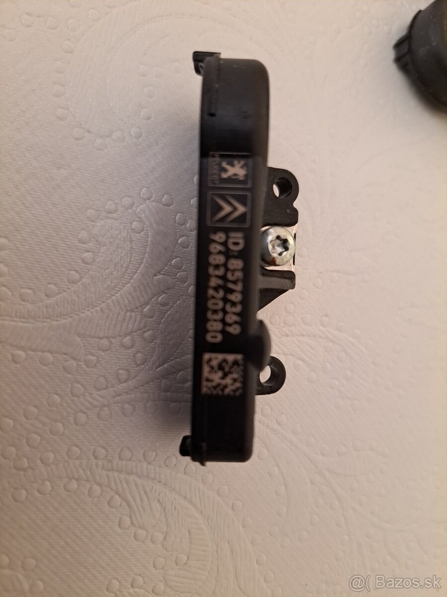 Senzory tlaku v pneumatikách Peugeot - 2