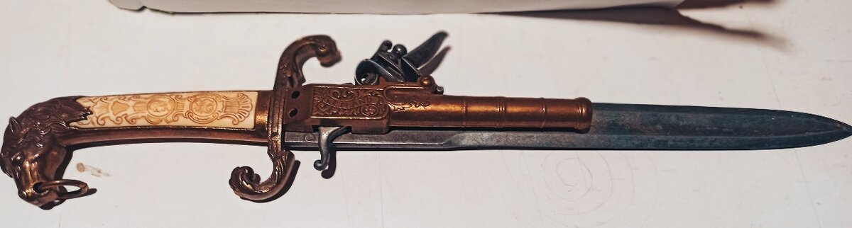 Antik originálni zbraň 18.storocia - 2