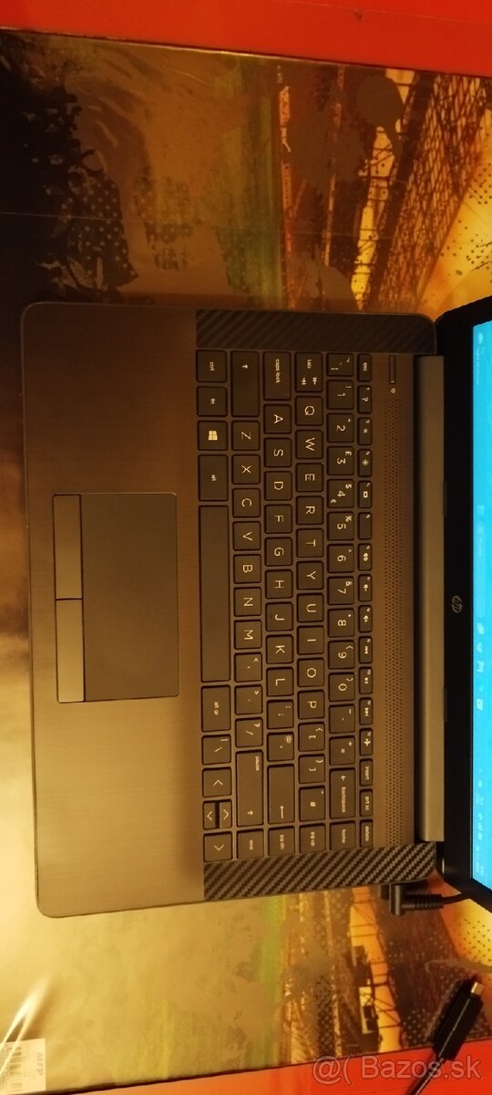 Predám notebook HP 240 g7 - 2