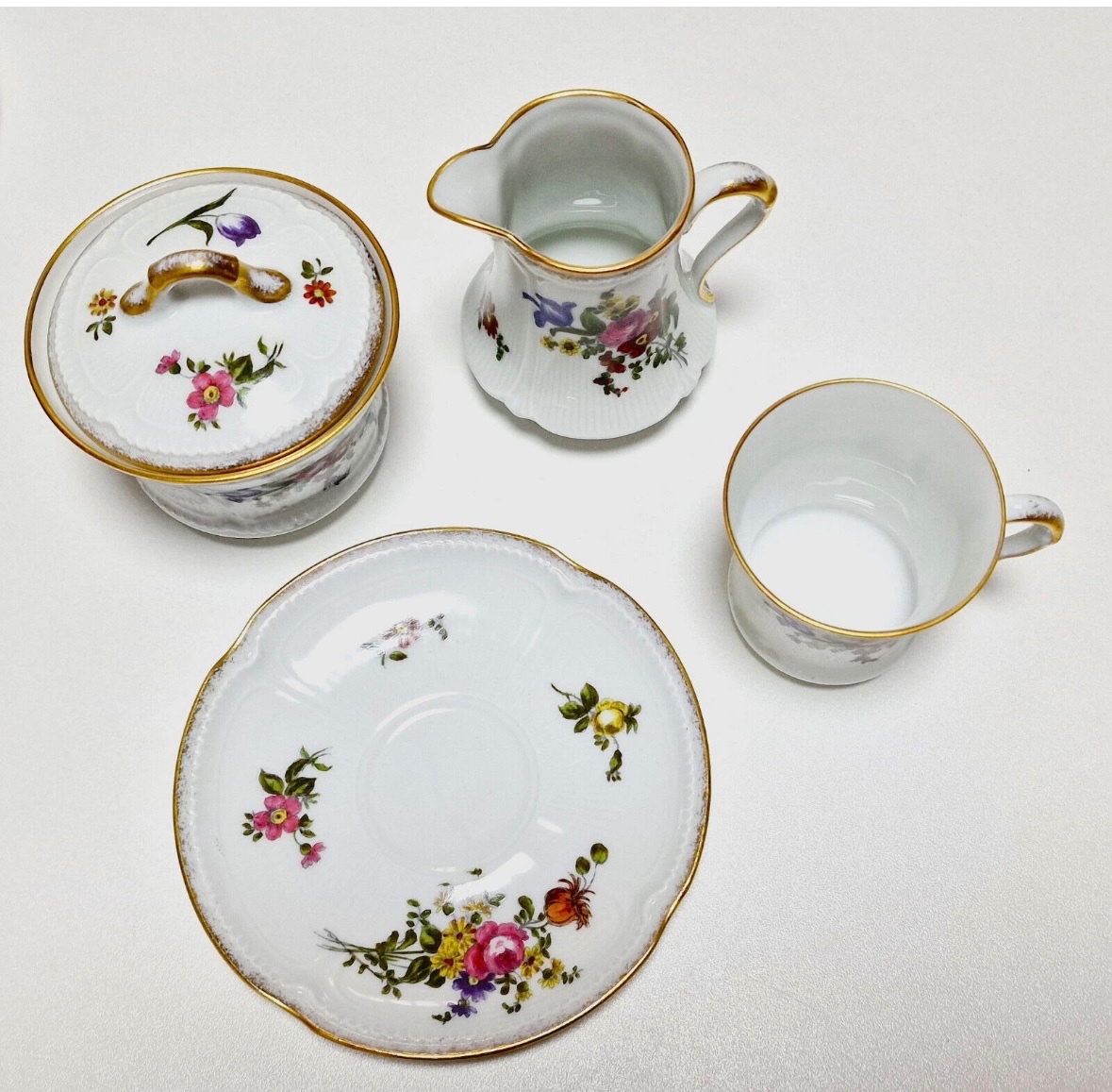 Jacob porcelain set. Royal Limoges. - 2