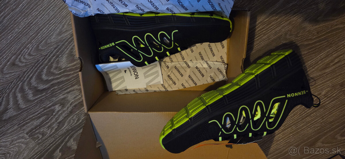 Pracovne topanky. - 2