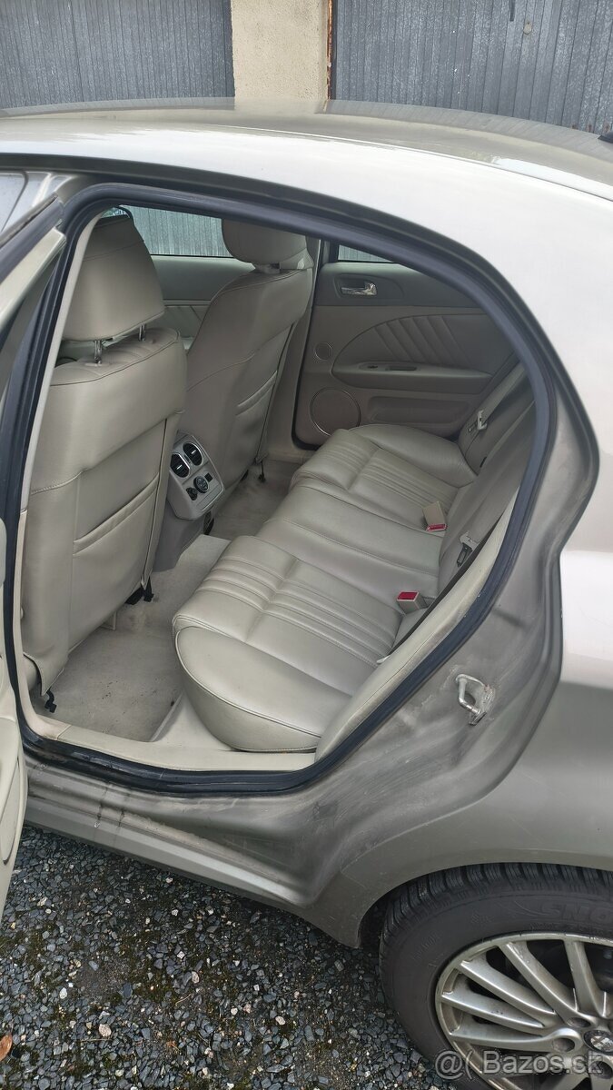 Kúpim sklopné sedadlá 159 sedan - 2