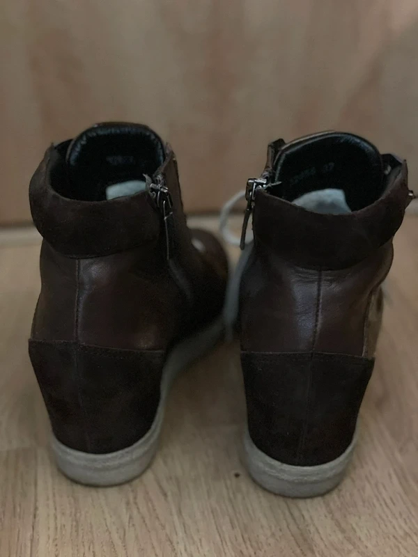 Dámske topánky na platforme - 2