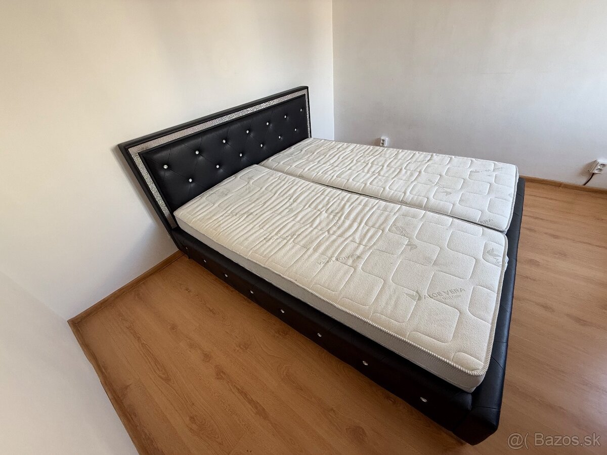 Manželská posteľ - 2