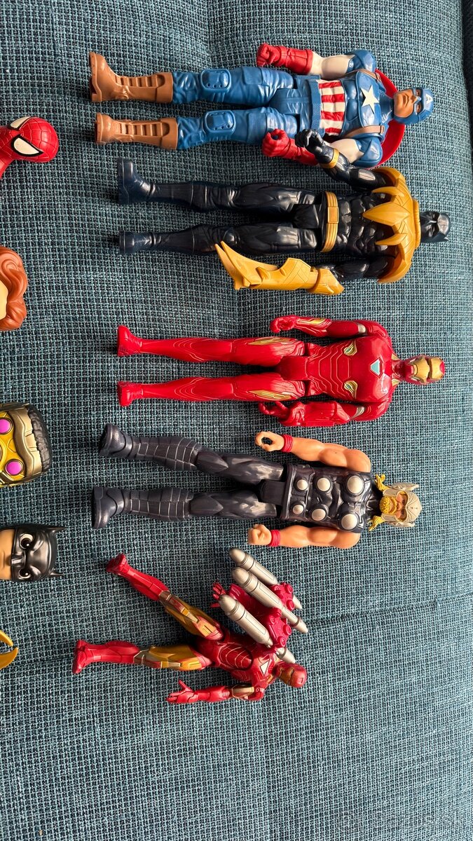 Sada figúrok Marvel - 2