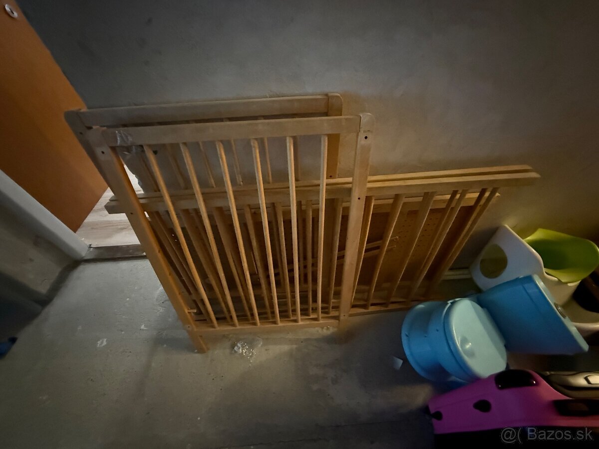 Drevená detská postieľka - 2