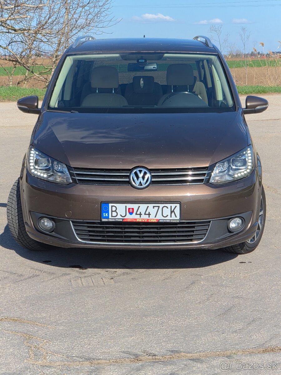 Volkswagen Touran 2.0TDI DSG Highline - 2