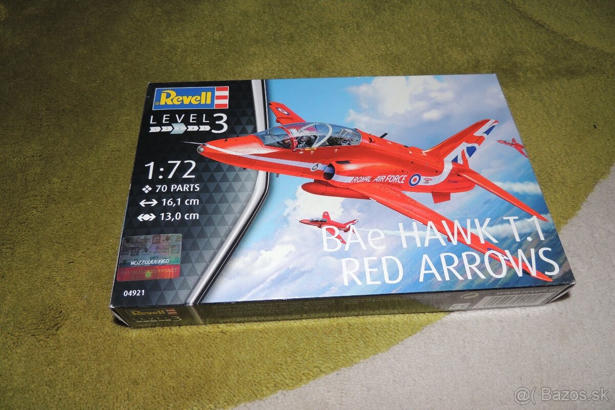 Revell 04921 BAe Hawk T.1 Red Arrows - 2