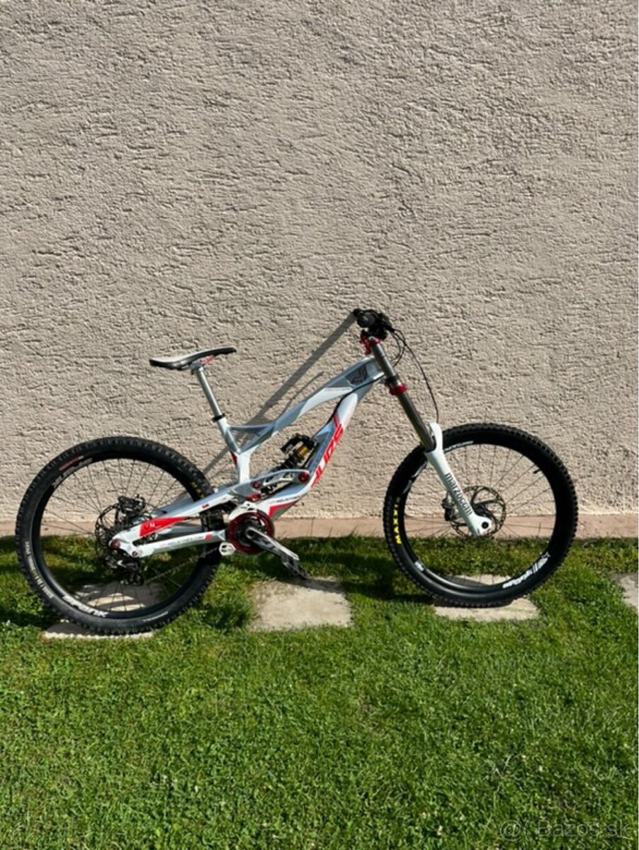 Dh bike - 2