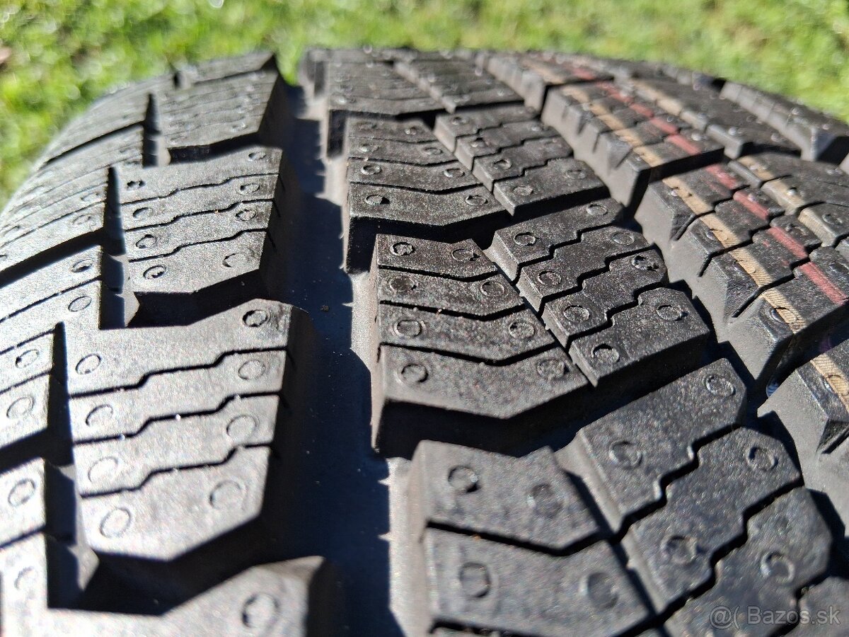 195/70 r15C celoročne pneumatiky - 2