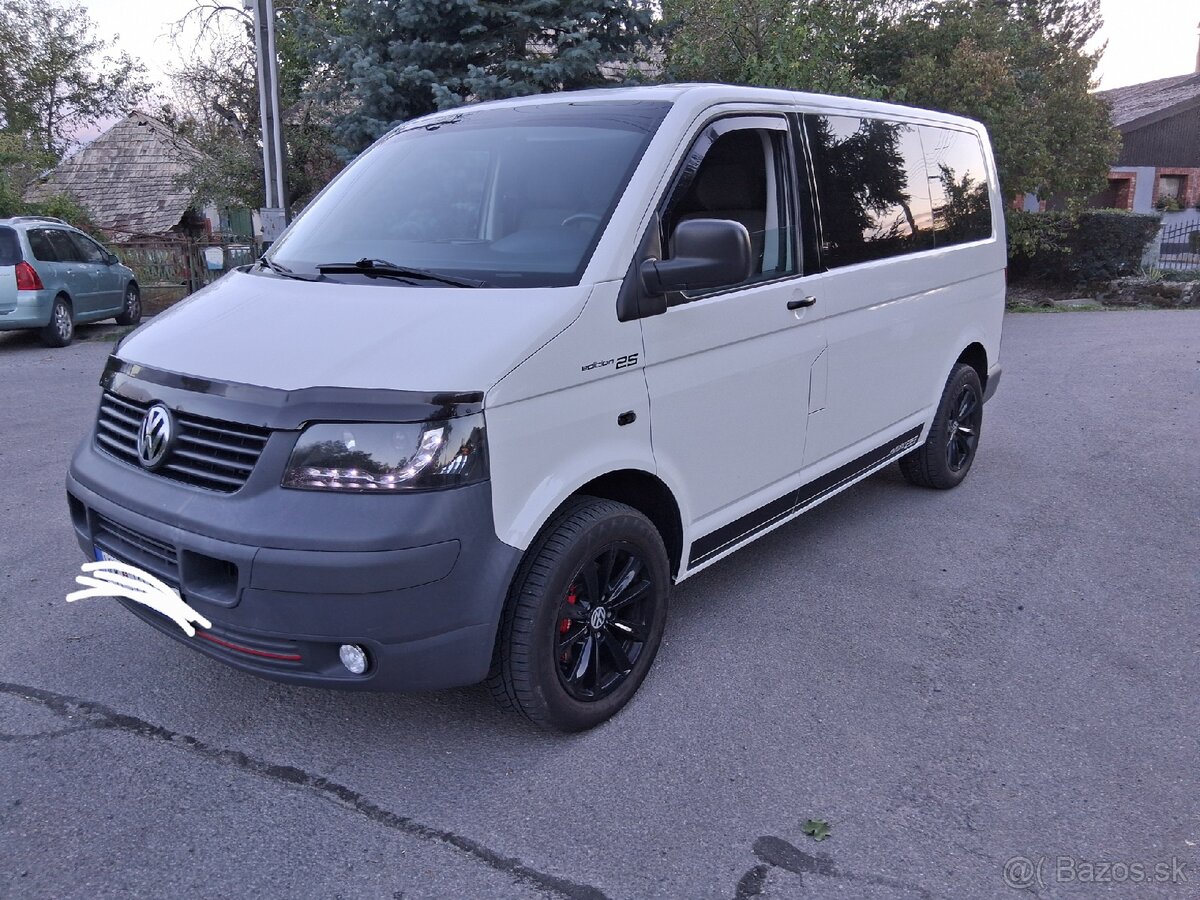 Volkswagen T5 Transporter - 2