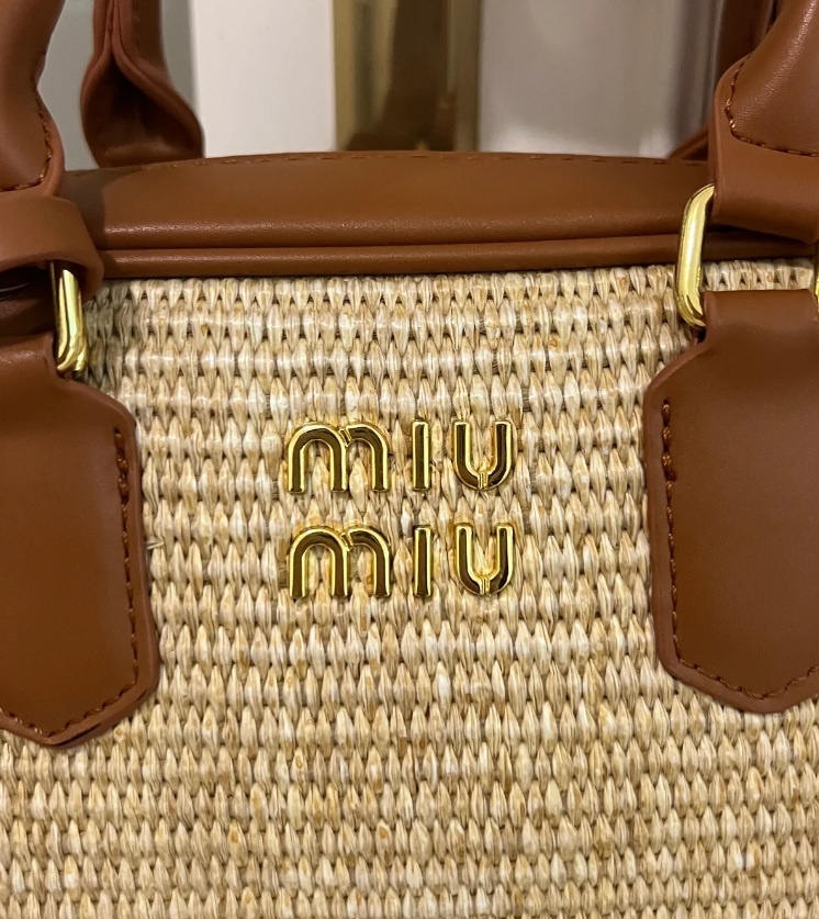Miu Miu Kabelka - Od 5.12. - 2
