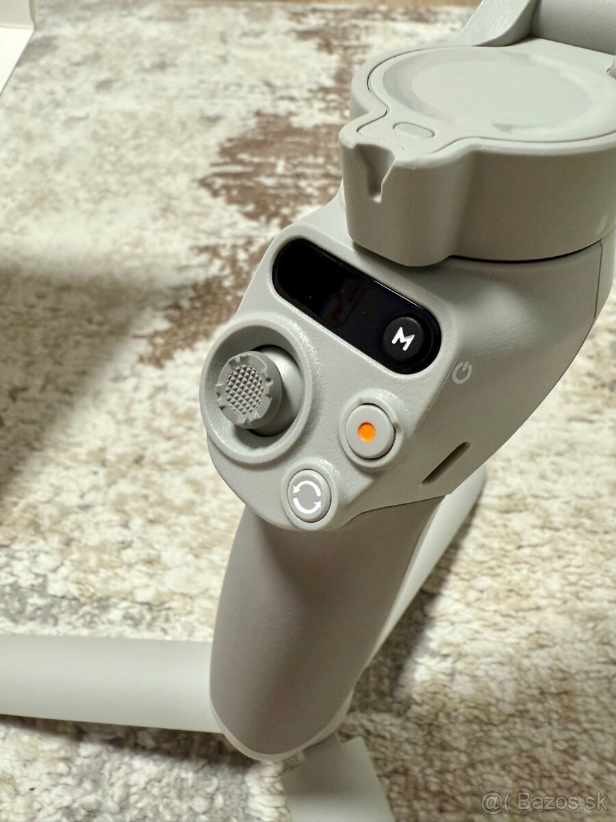 DJI Osmo Mobile SE, TOP stav - 2