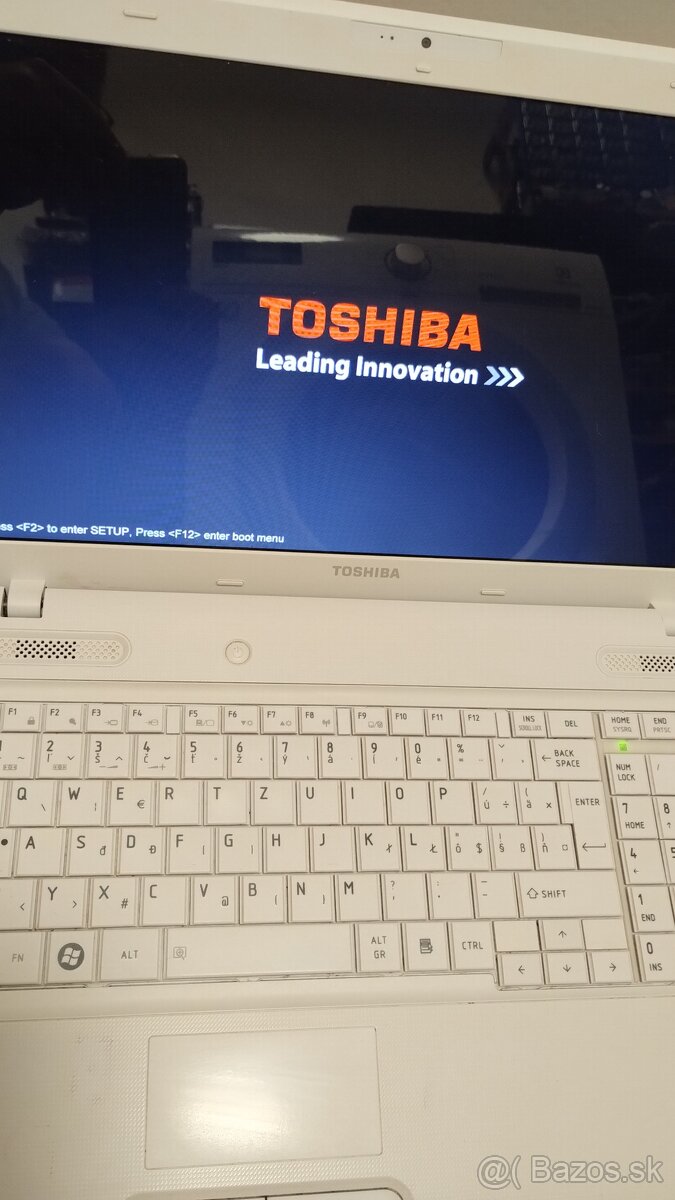 Predám notebook Toshiba - 2