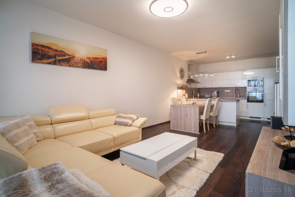 Na predaj 3-izbový byt v Senci na Slávičej ulici - 2