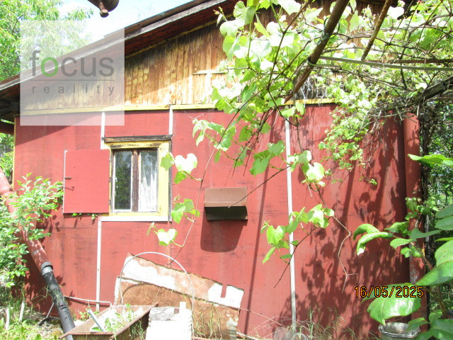 Predám vysporiadanú záhradku s chatkou - 2