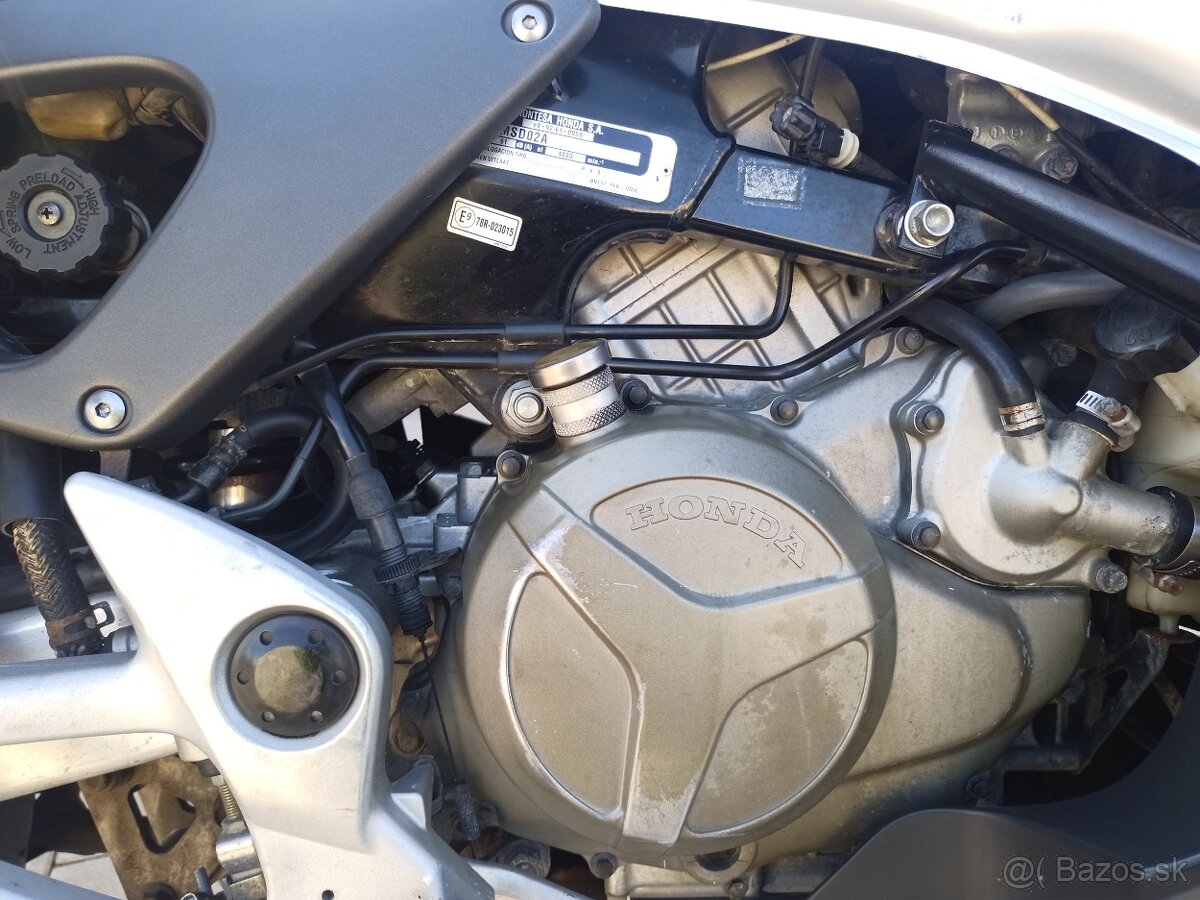 Honda Varadero XL1000V (2002) - 2