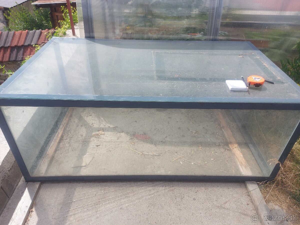 Predám Akvárium terárium - 2