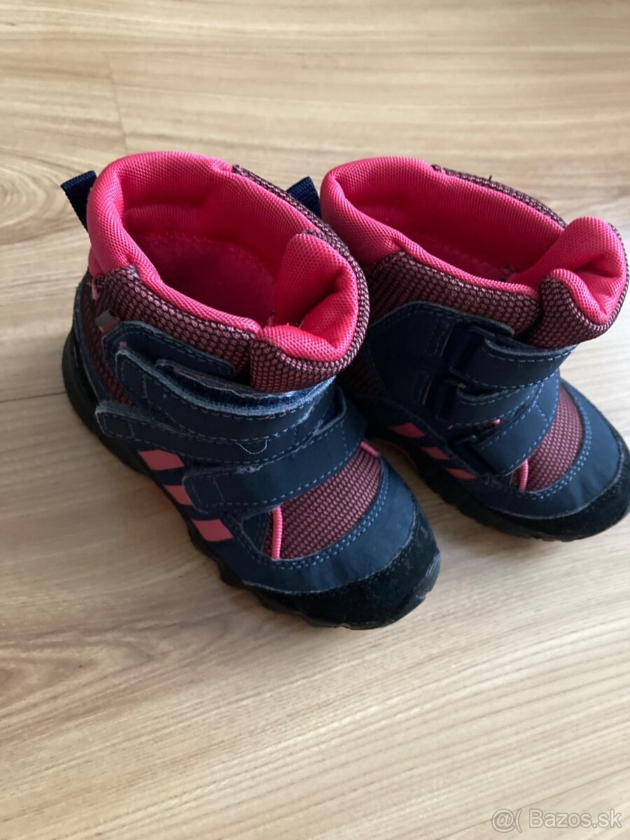 Čižmy adidas 24 - 2