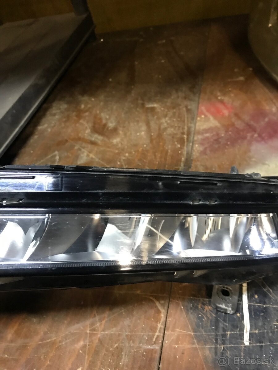 Škoda superb 3 láva hmlovka - 2