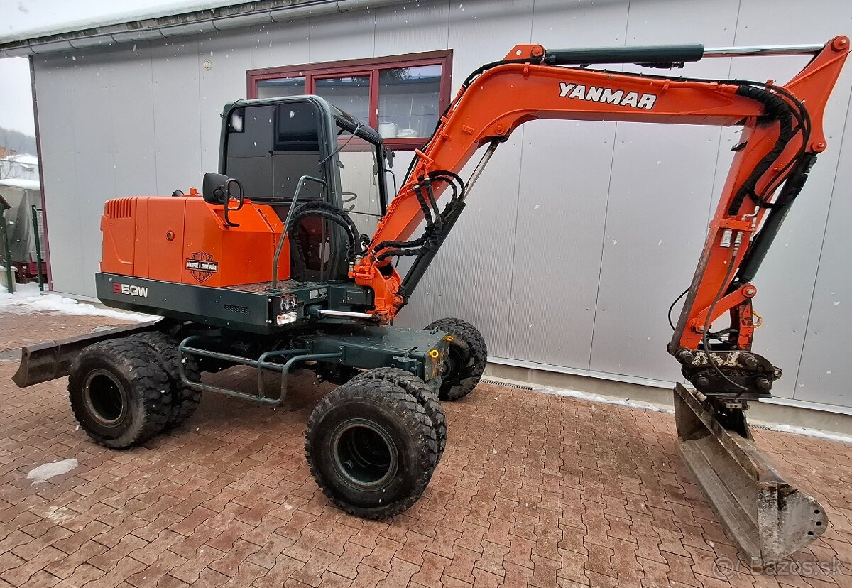 Predam kolesovy bager Yanmar B50W - 2
