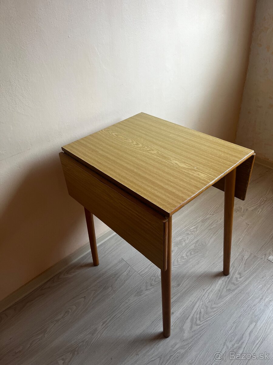 Sklápací stôl - 2