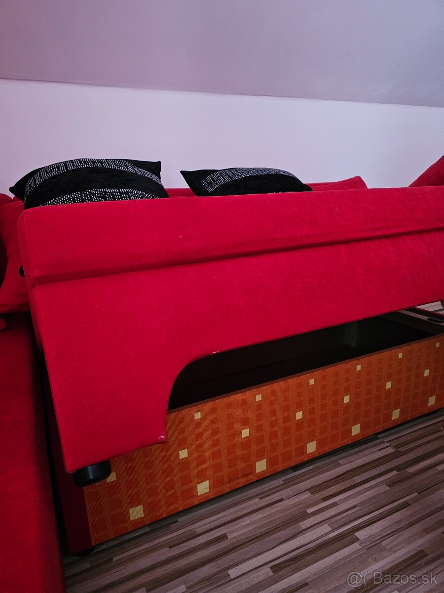 Predám gauč v zachovalom stave - 2