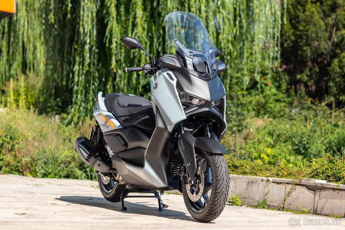 Yamaha XMAX 300 Tech Max model 2025 cena s DPH - 2