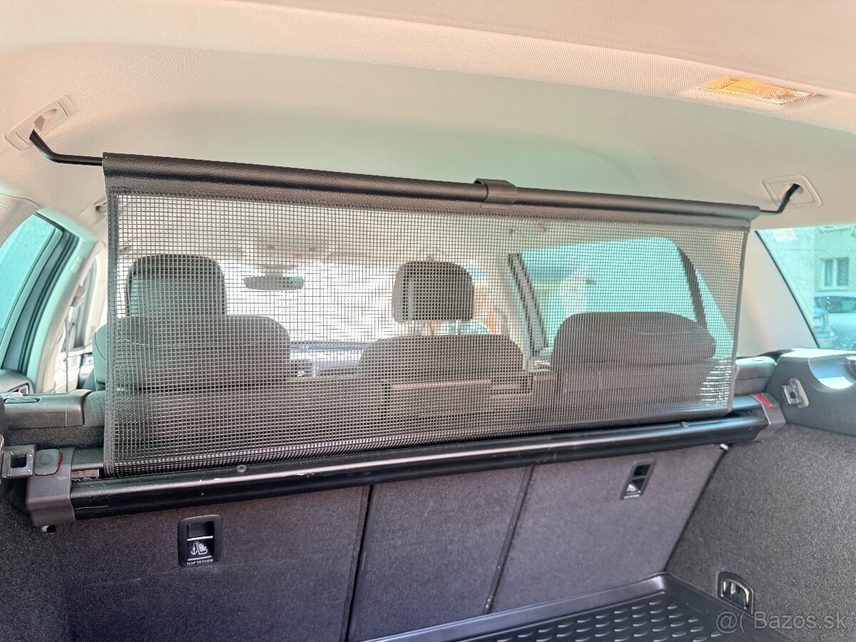 Deliaca sieť do kufra VW Passat Variant B8 - 2
