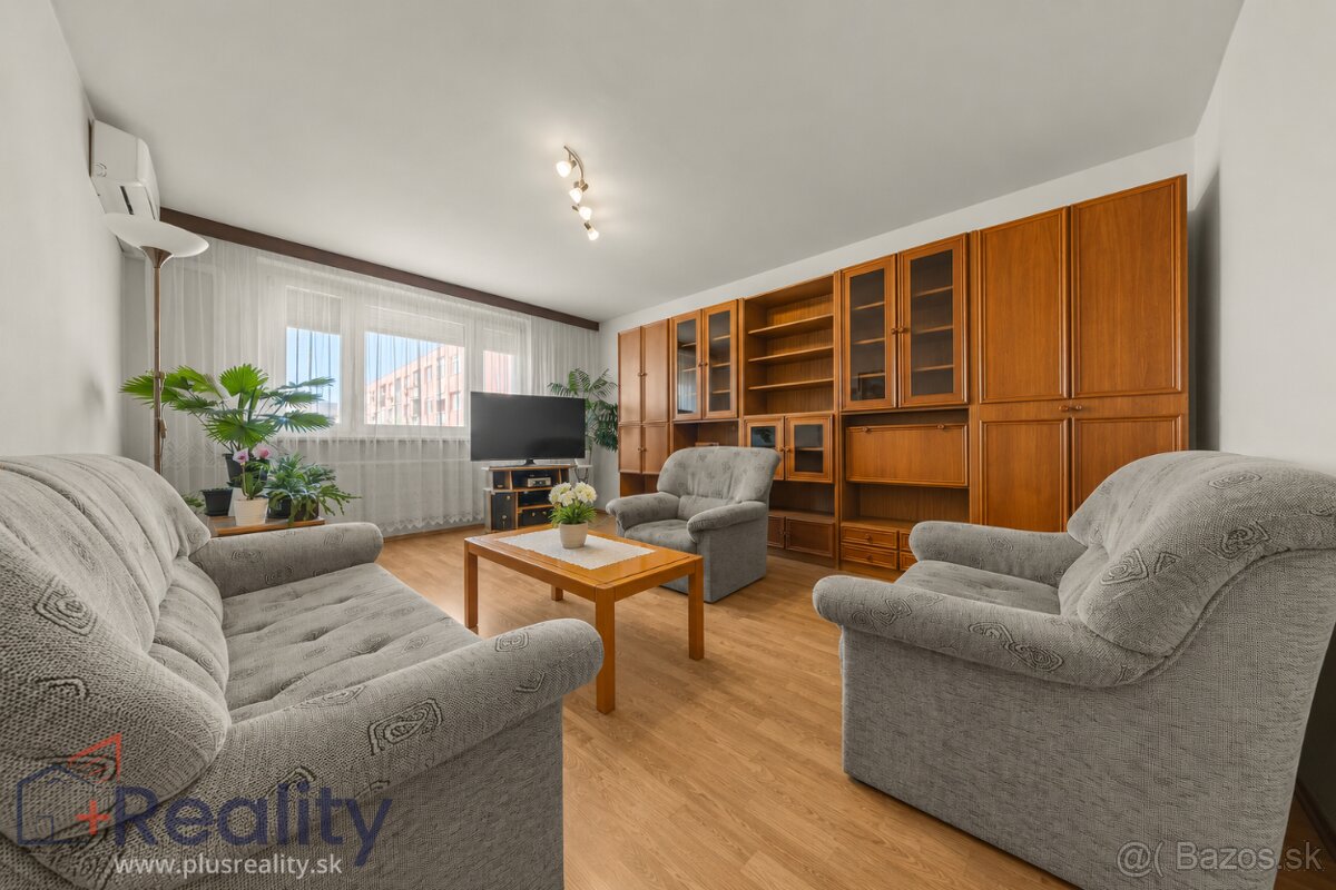 PLUS REALITY |Priestranný byt s balkónom na predaj - 2