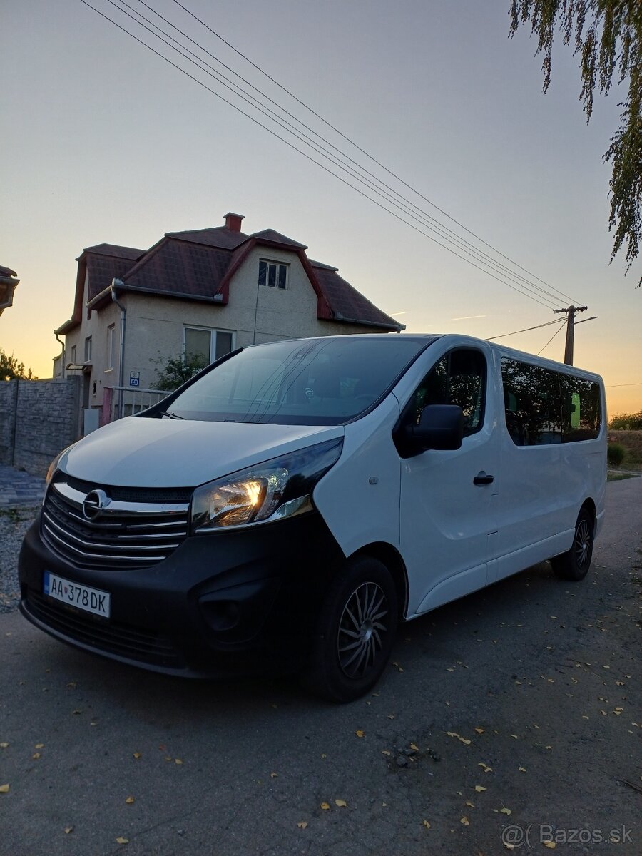 Predam opel vivaro 1.6d bit turbo - 2