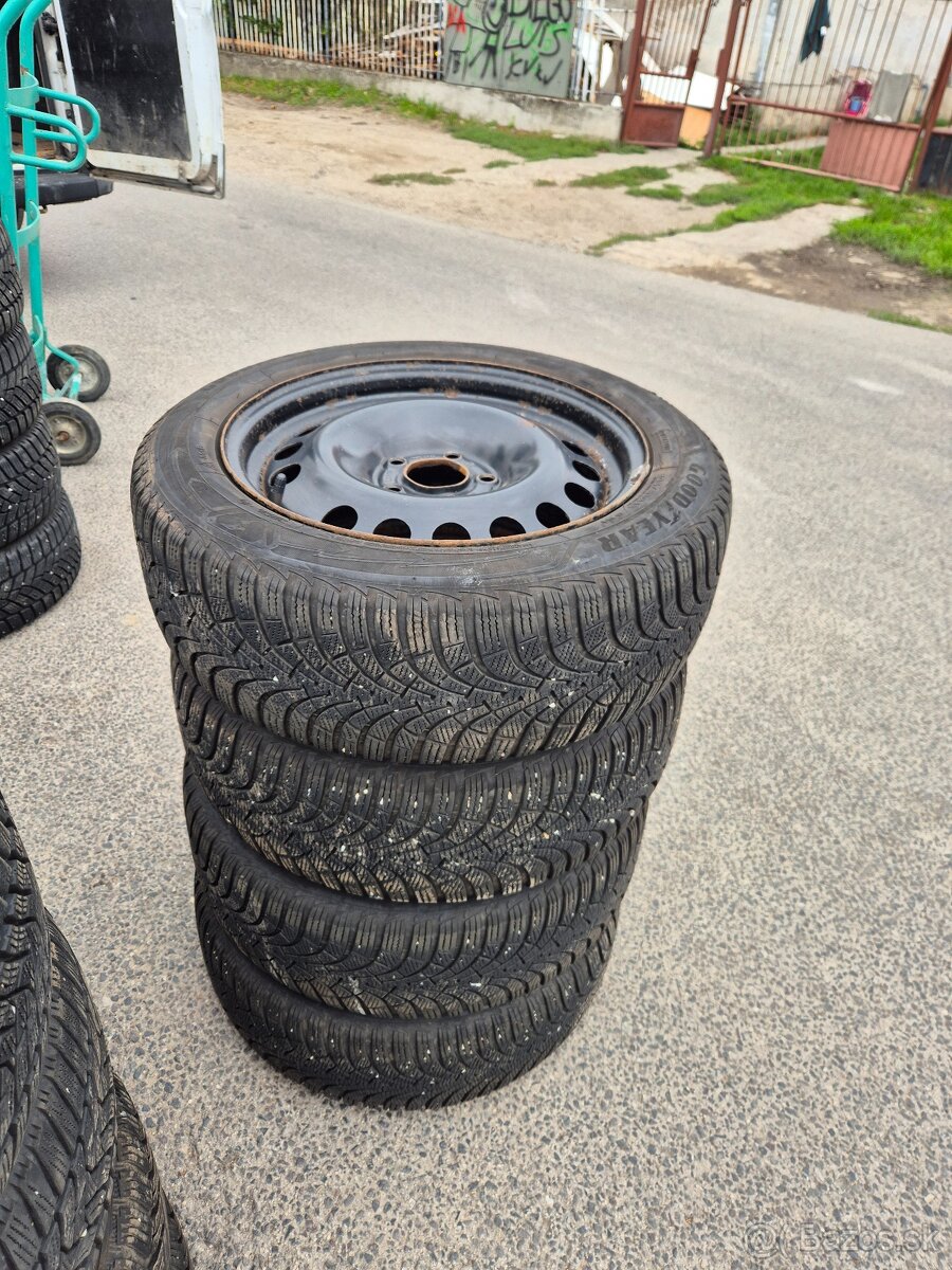 205/55 r16 Good year - 2