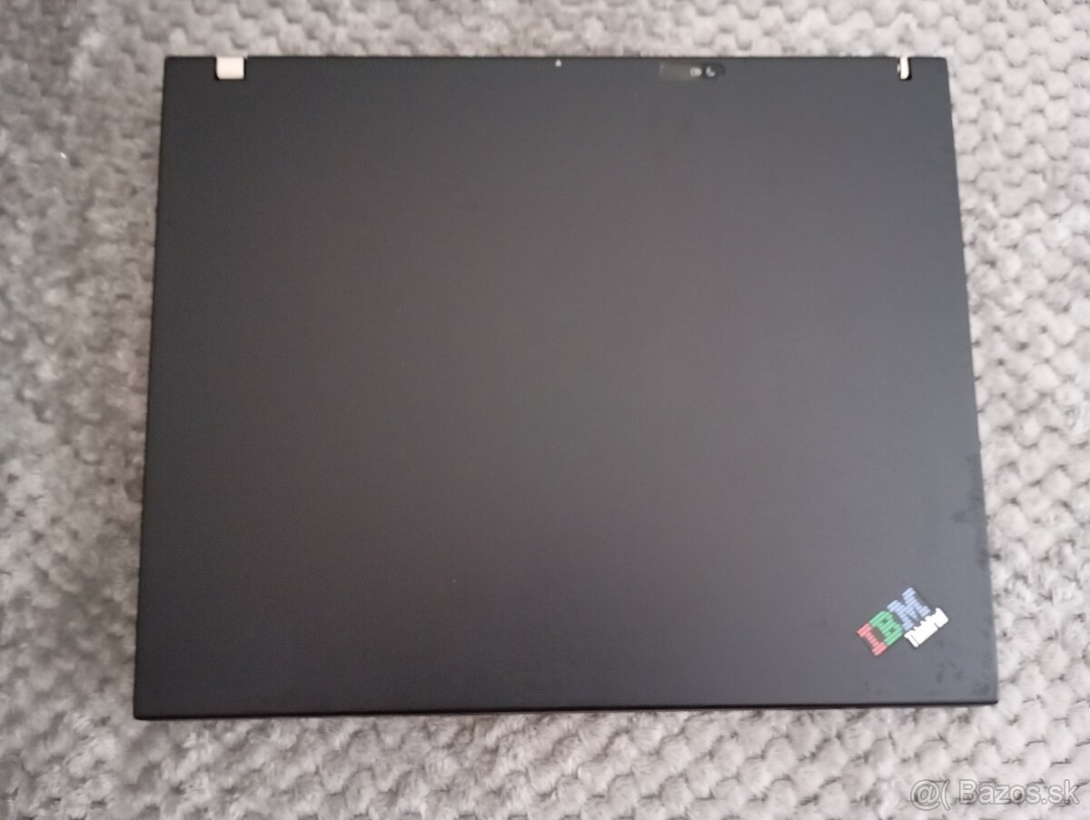 predám IBM THINKPAD T41 , WINDOWS XP , LPT PORT - 2