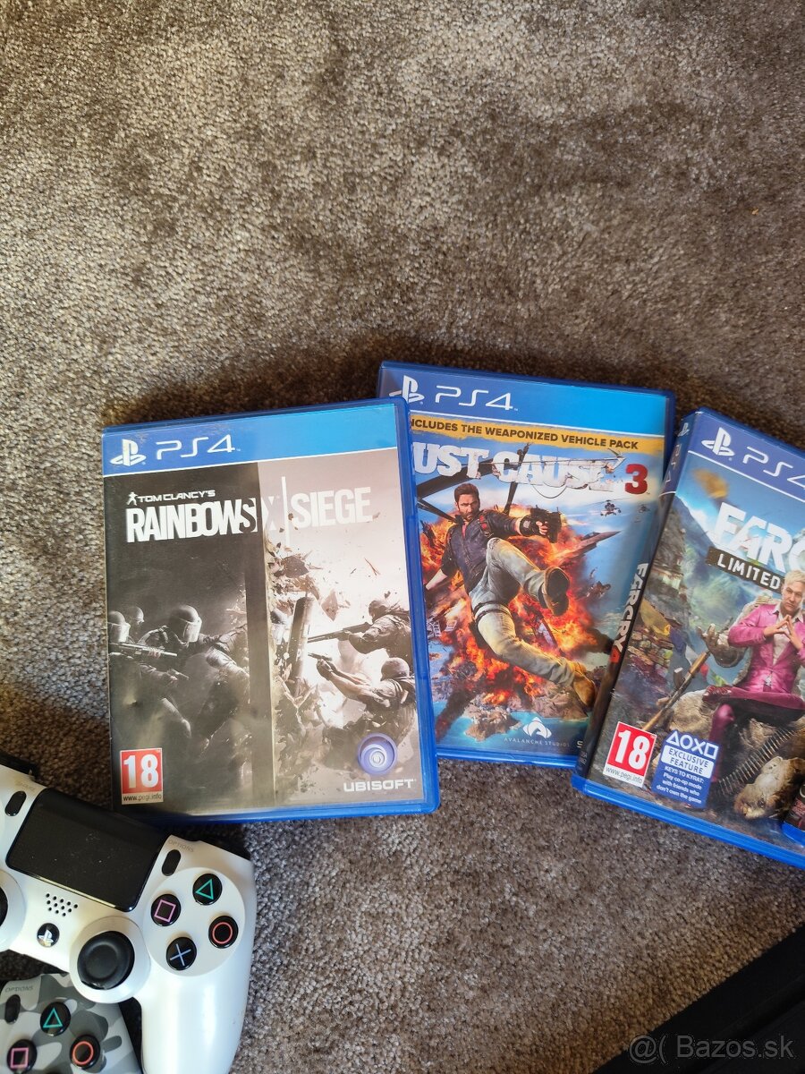 PS4 pro s Hrami a ovládačmi - 2