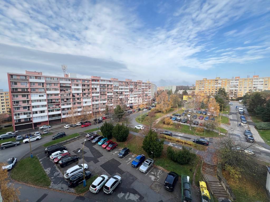 FURČA - KROSNIANSKA - 3 izbový byt pražský typ, 70 m2 + logg - 2