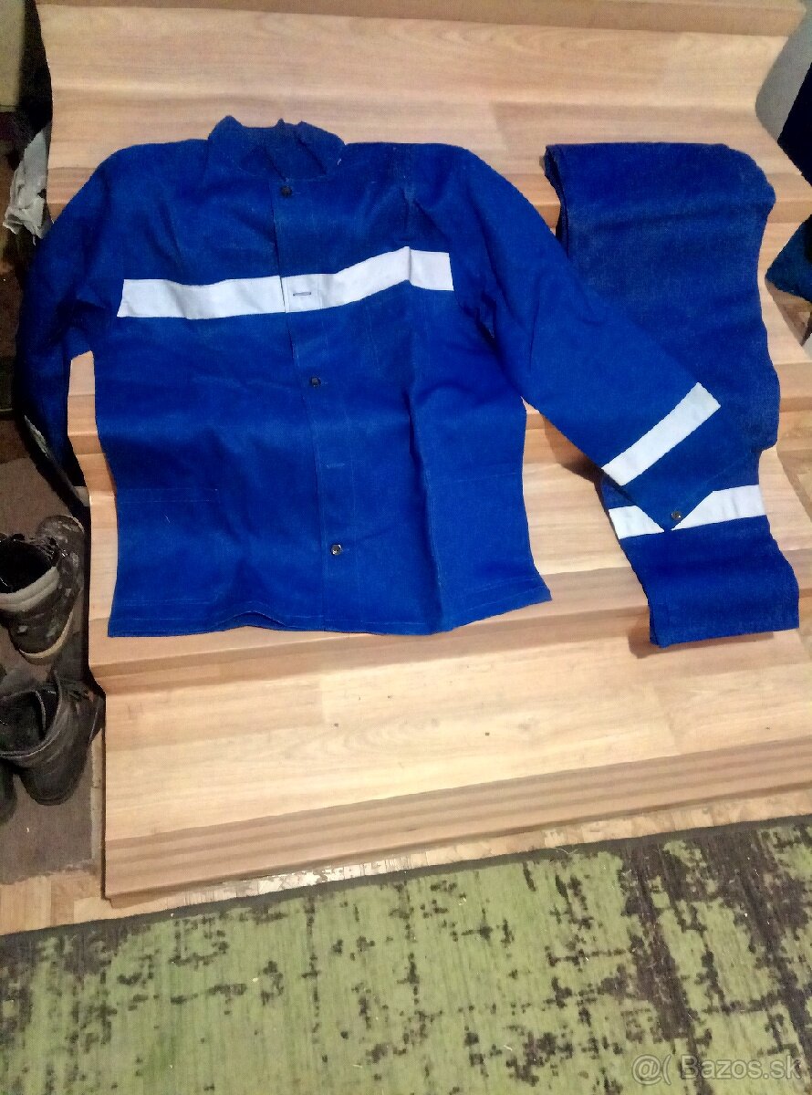 Zateplený kabát vesta opasok čižmy - 2