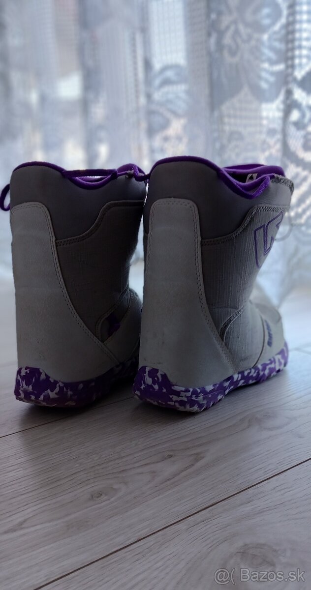 Snowboardové topánky EU 34 - 2