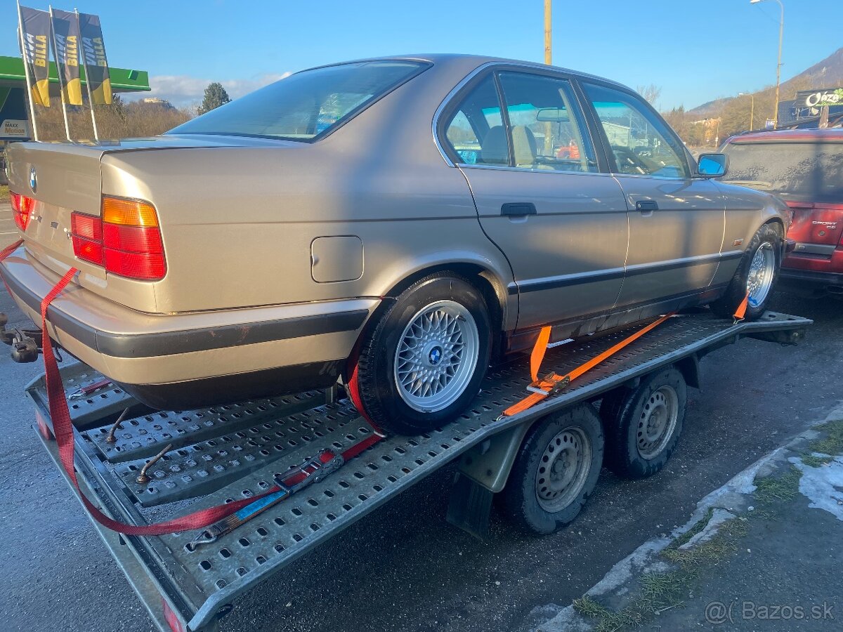 Rozpredam BMW e34 520ia - 2