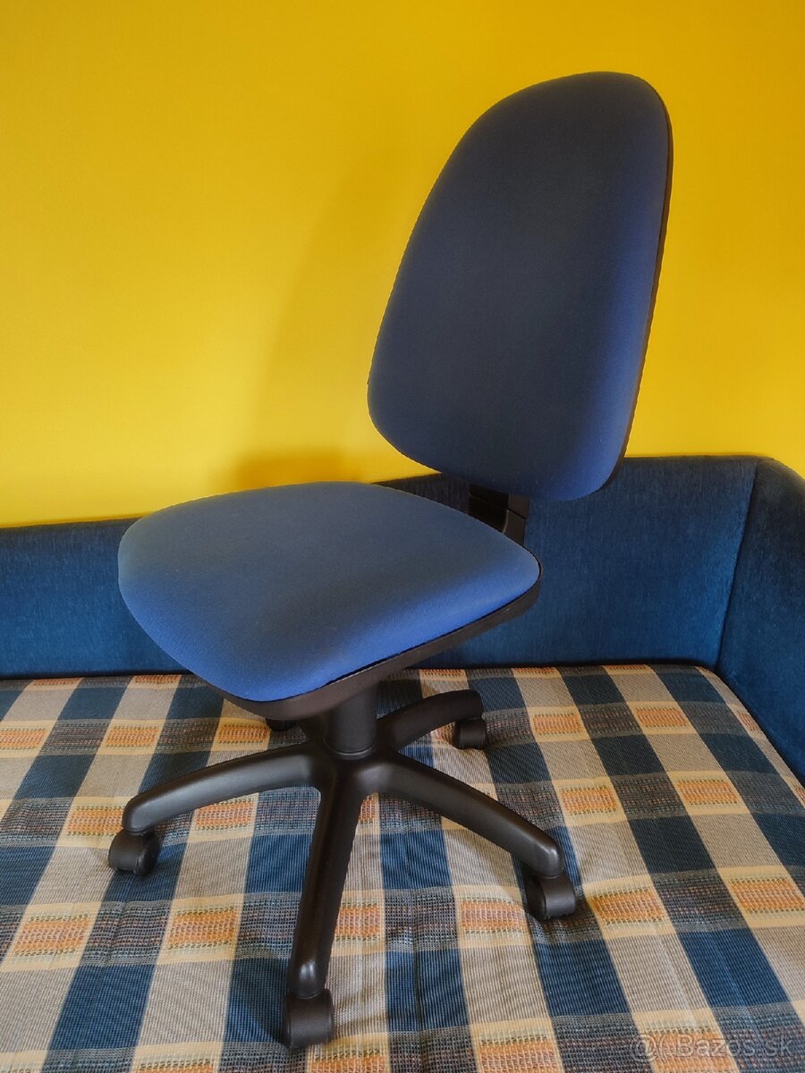 Kancelárska stolička - 2