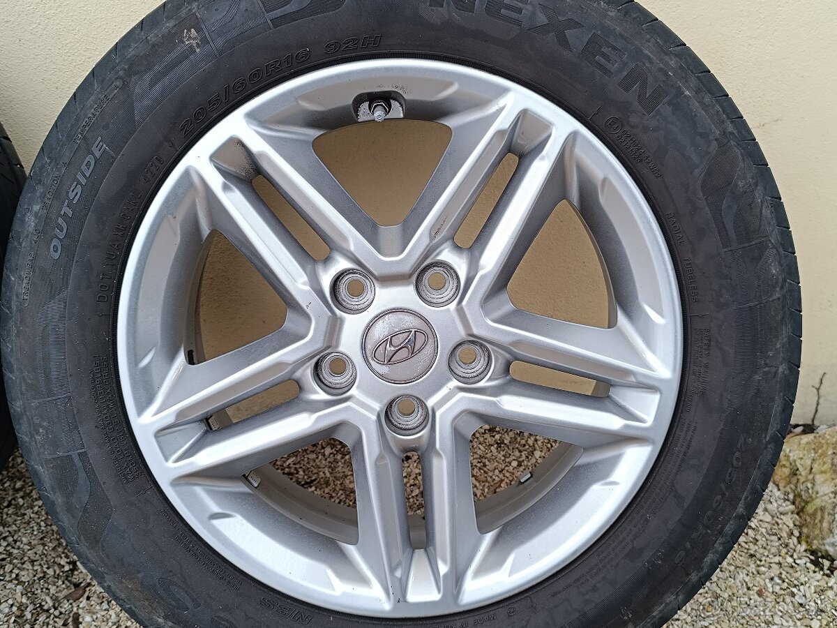 Hyundai Kona R16 - 2