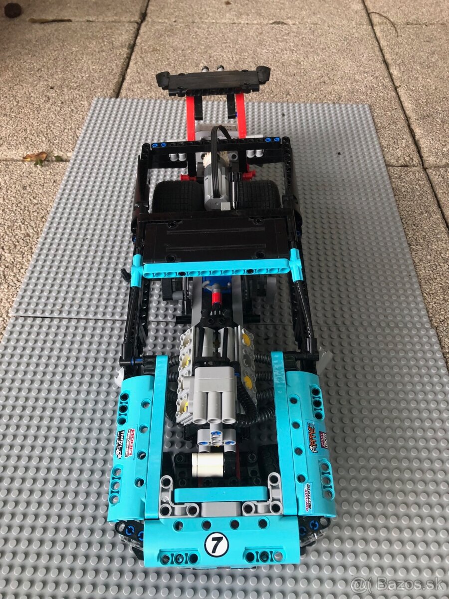 LEGO Technic 42050 Dragster - 2