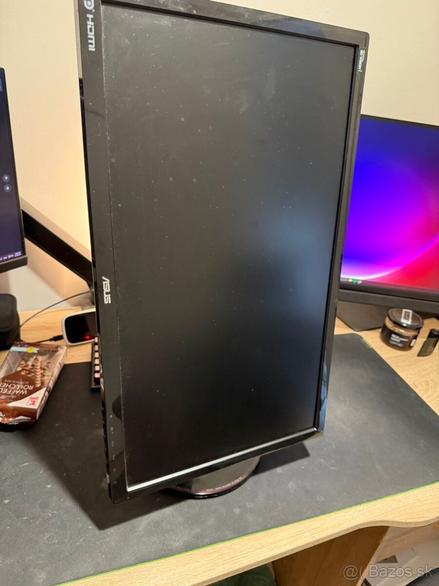 Herny monitor 24" Asus VG248QE - 144hz 1ms - 2