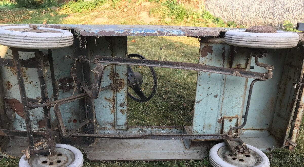 Šľapacie autíčko - 2