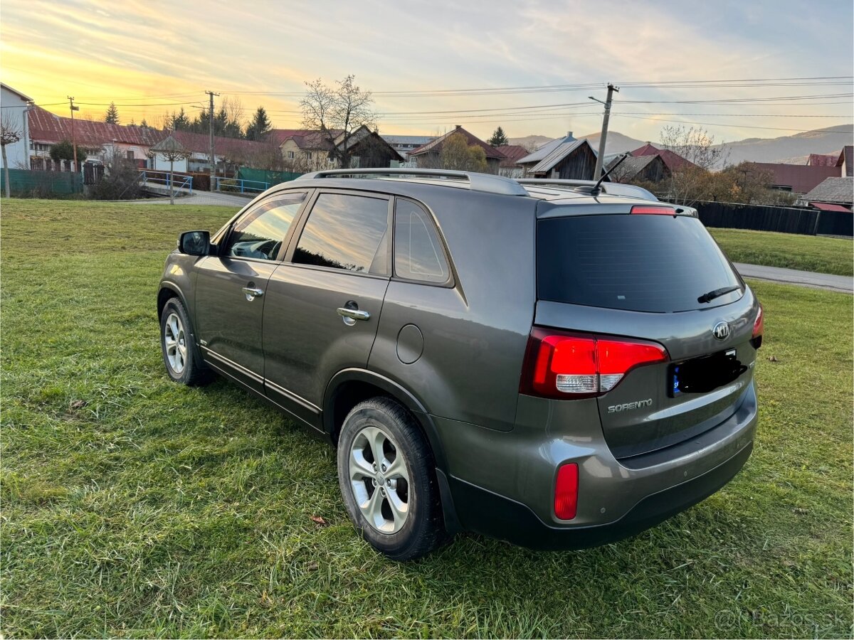 Kia Sorento 2.2 CRDI 4x4 A/T6 RV2015 - 2
