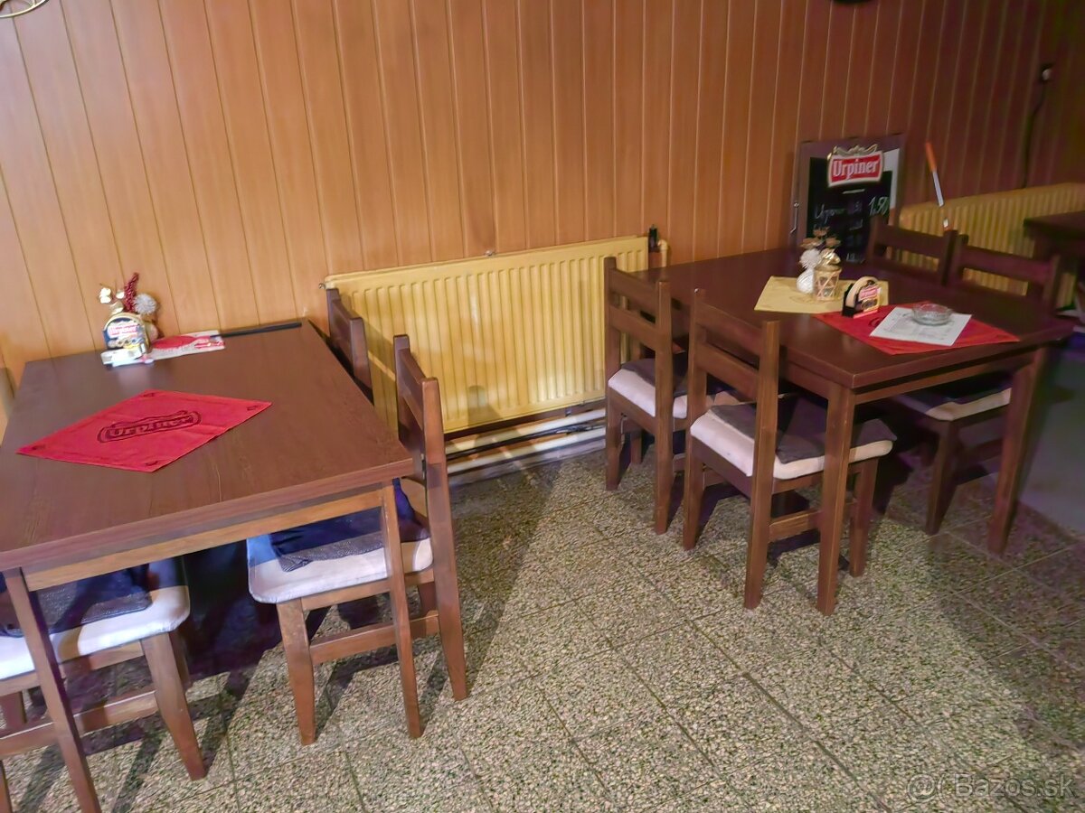 Stôl a stoličky - 2