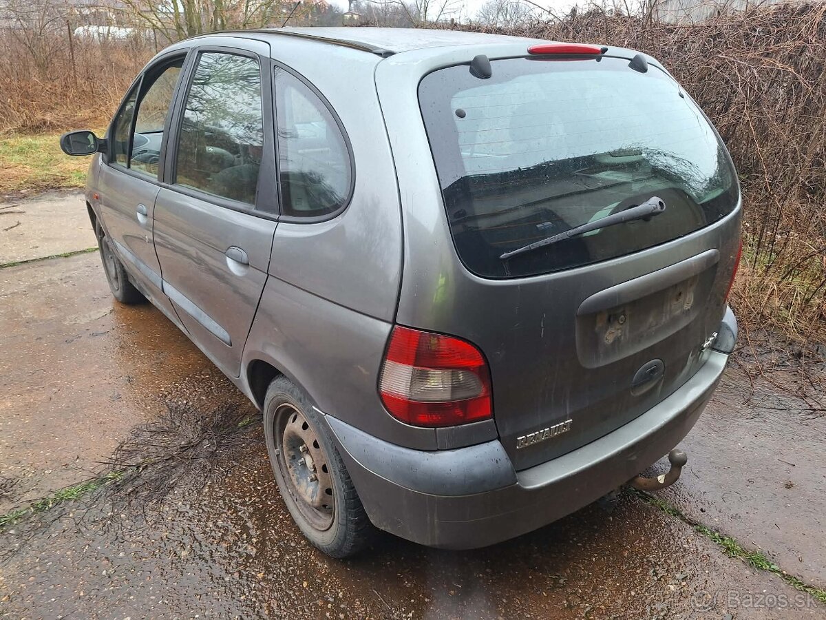 Renault Scenic DTI - 2