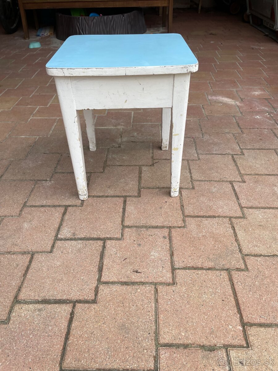 Retro stolček - 2