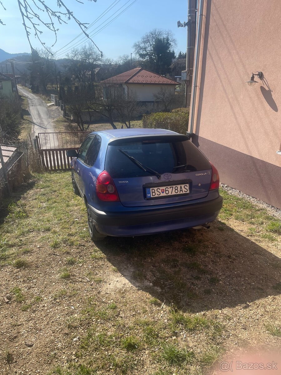Toyota Corolla 2,0 diesel rok 1997 - 2