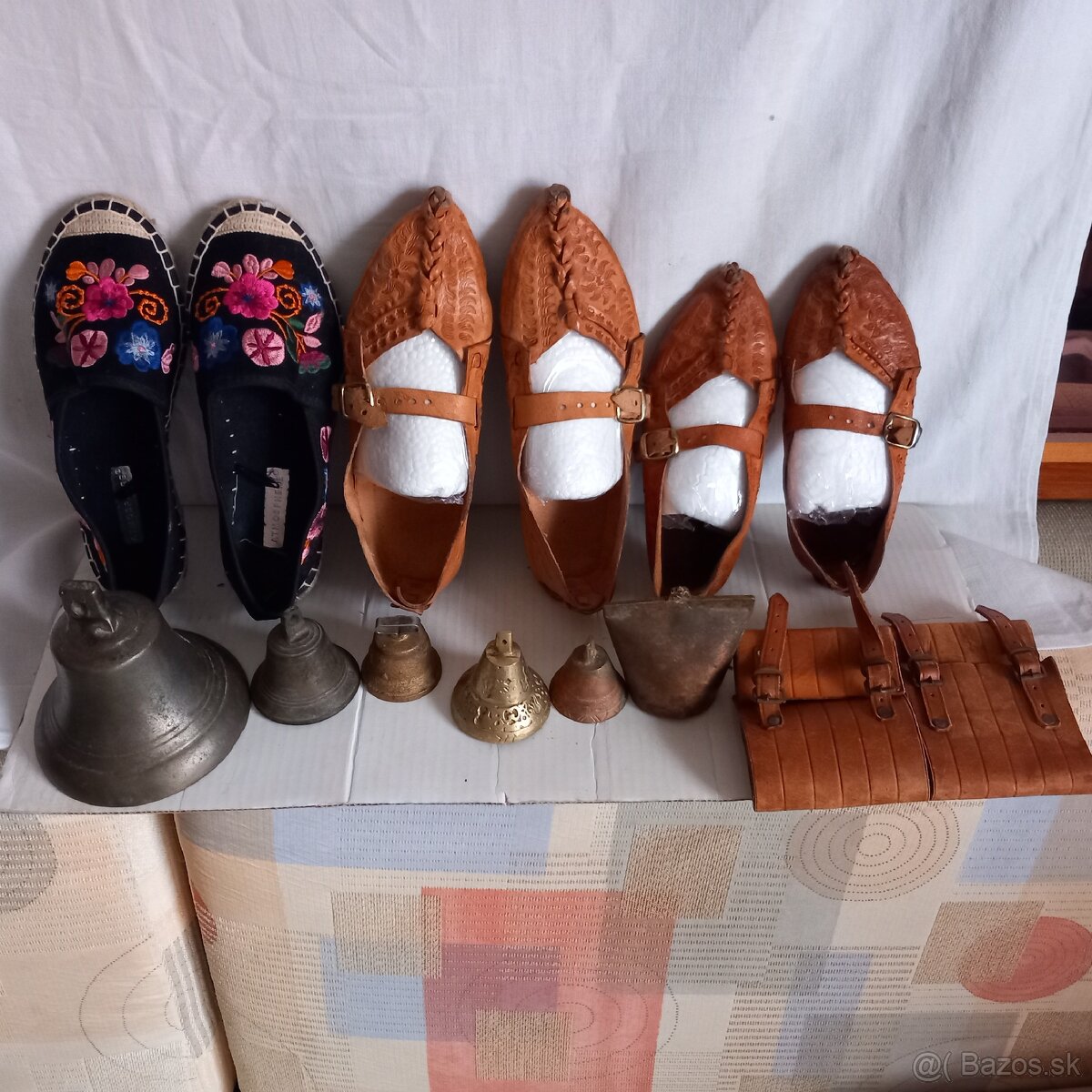 Kopce,zvony,rolničky,kožené zapestniky - 2